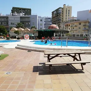 maravilloso-loft-torremolinos-centro.hotelsinnerja.org/